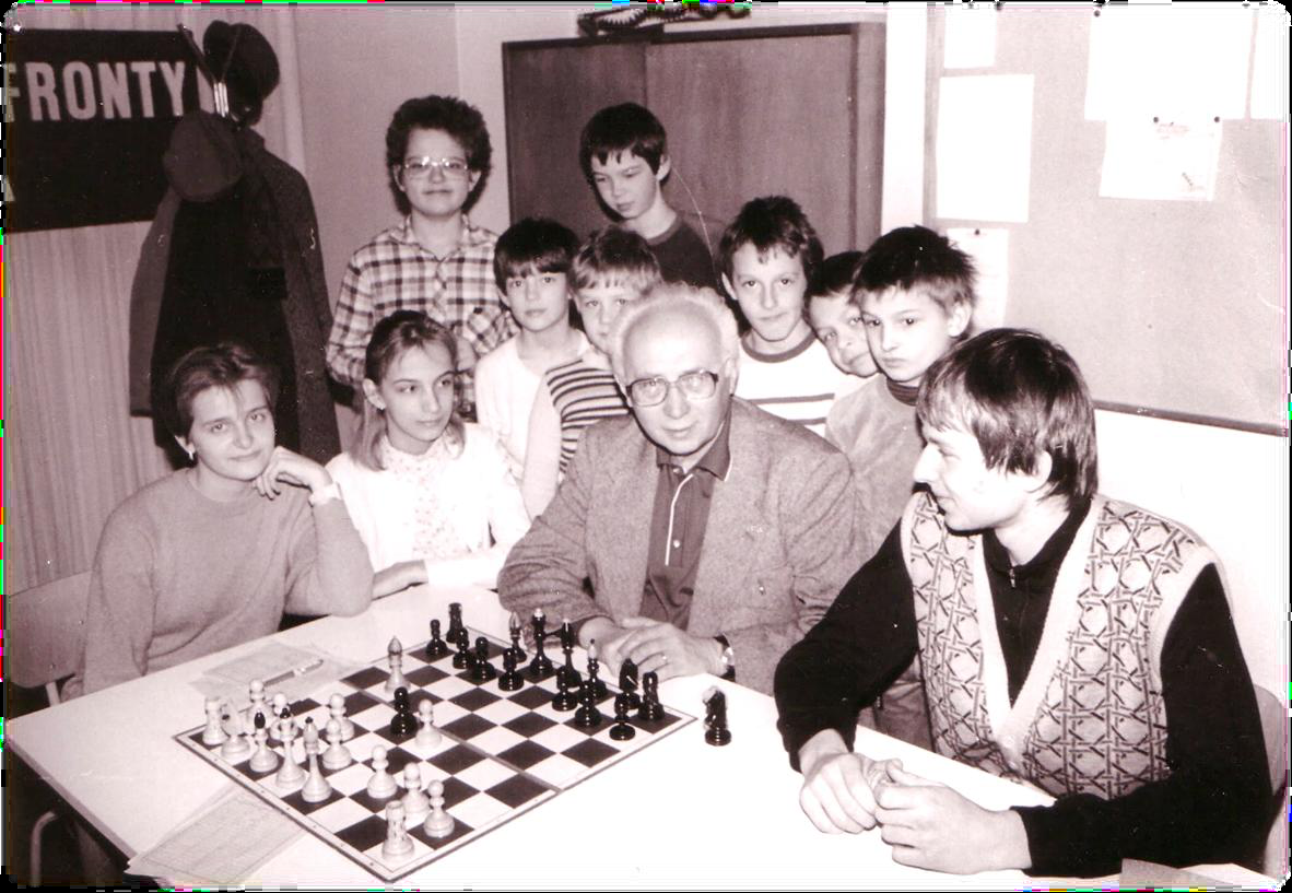 Milo&scaron; Hed&aacute;nek s &uacute;častn&iacute;ky tr&eacute;ninku v roce 1989